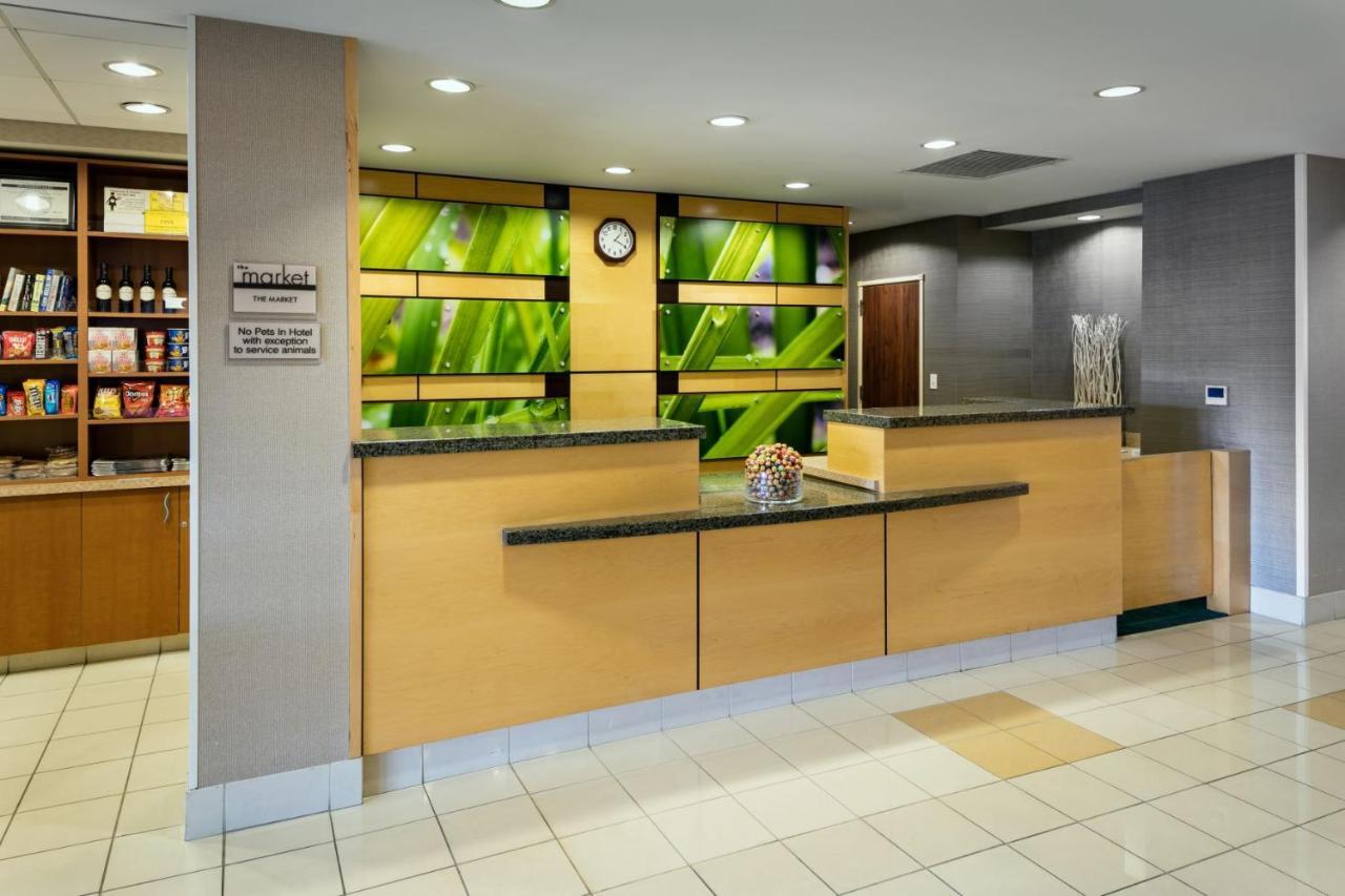 SpringHill Suites by Marriott Medford Exteriör bild